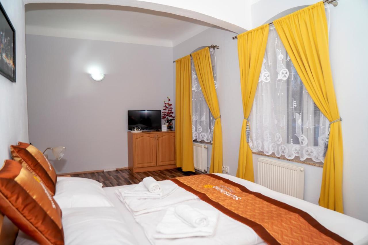 Sunshine Pension Karlovy Vary Extérieur photo