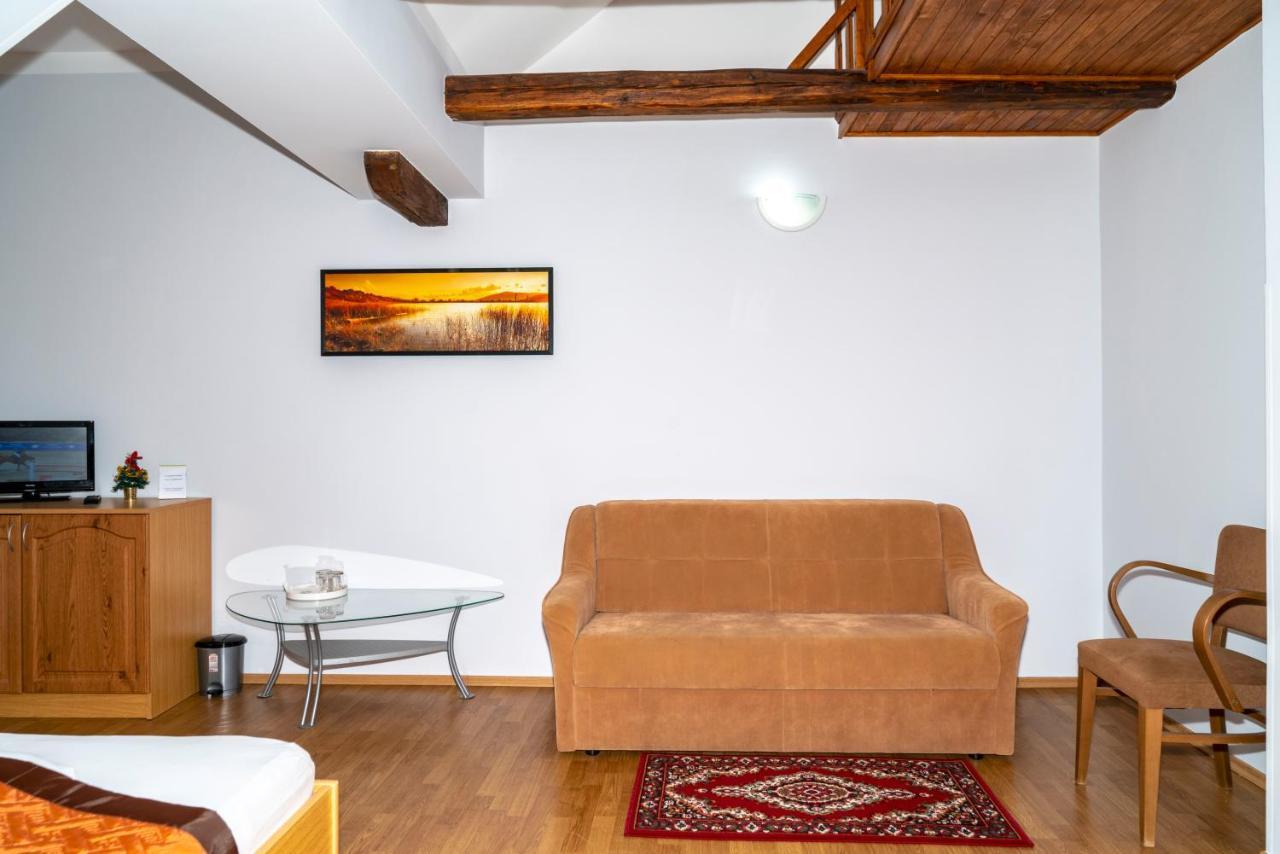 Sunshine Pension Karlovy Vary Extérieur photo