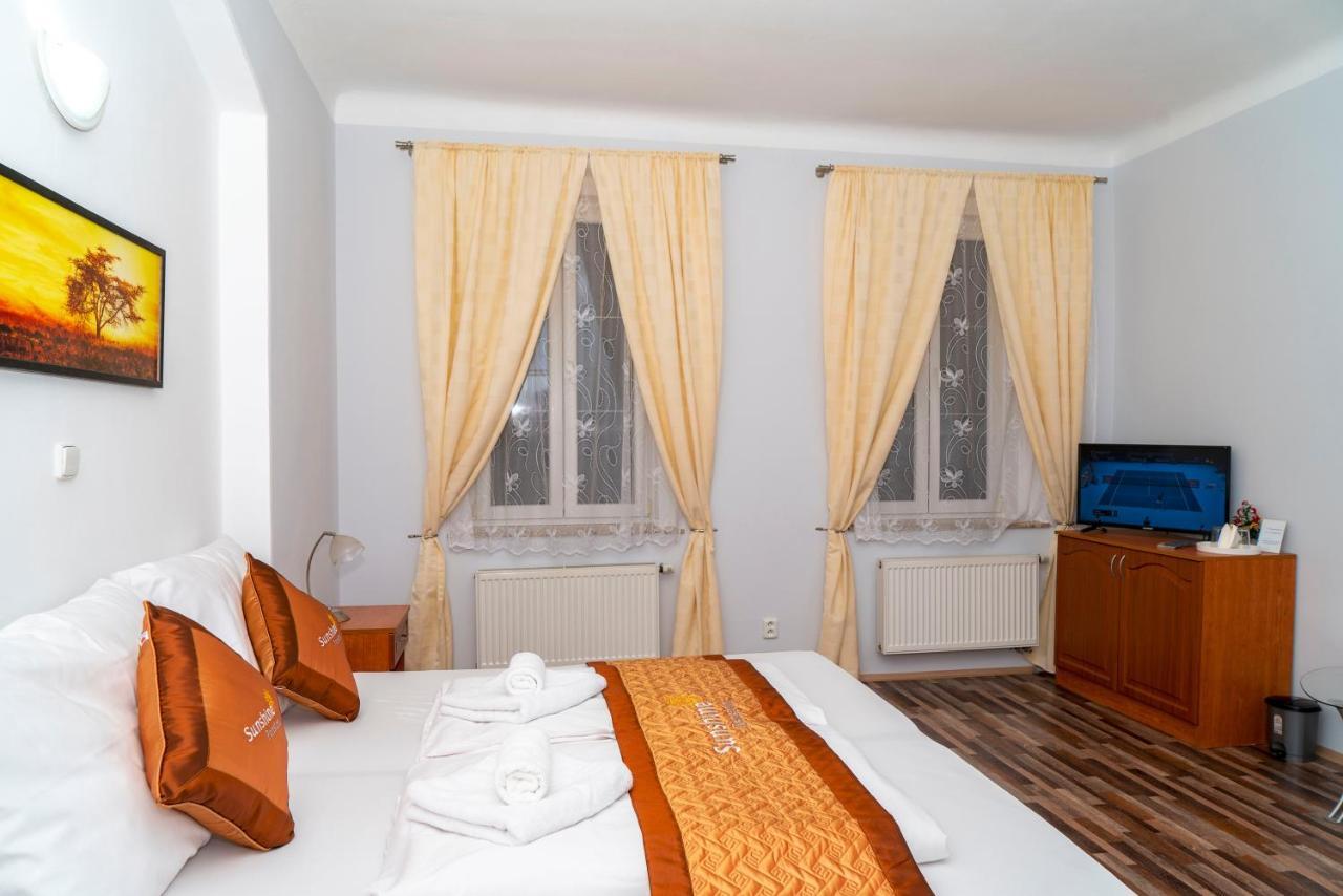 Sunshine Pension Karlovy Vary Extérieur photo