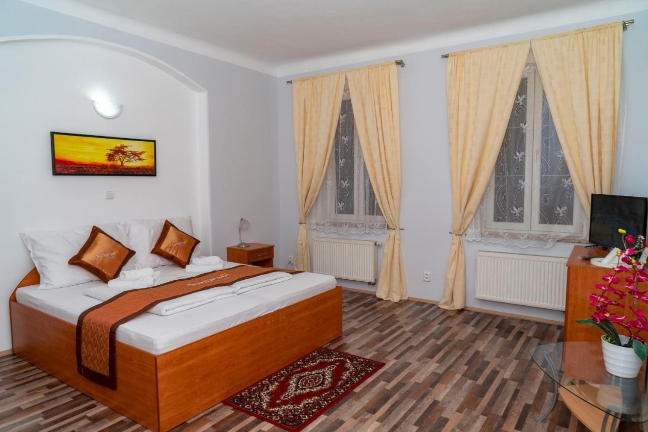Sunshine Pension Karlovy Vary Extérieur photo