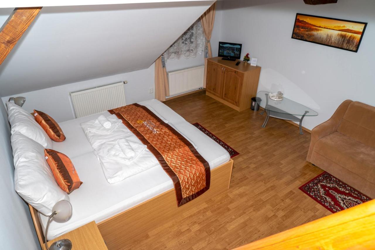 Sunshine Pension Karlovy Vary Extérieur photo