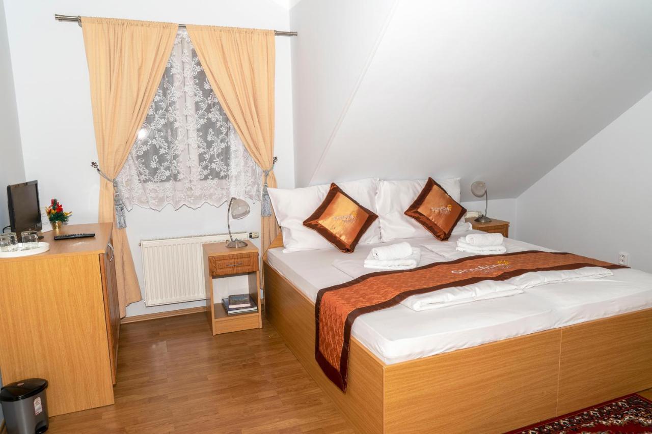 Sunshine Pension Karlovy Vary Extérieur photo
